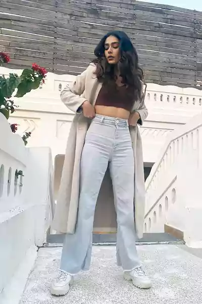 Aakanksha Singh stunning look