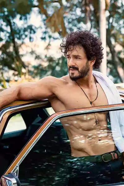 Akhil Akkineni photo