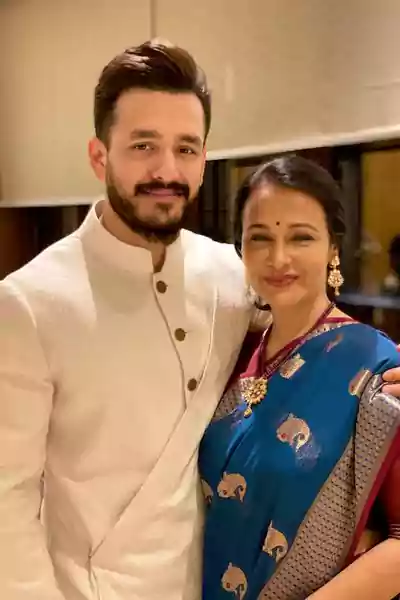 Akhil Akkineni with his mother