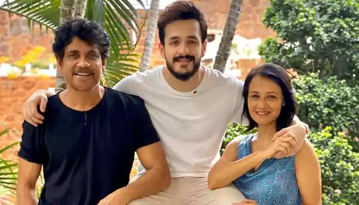 Akhil Akkineni with his parents