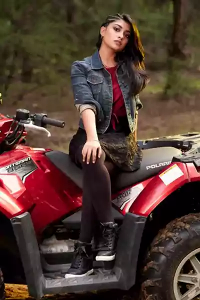 Ammu Abhirami bold look