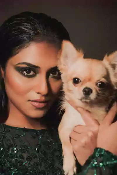 INDHUJA RAVICHANDRAN with her dog