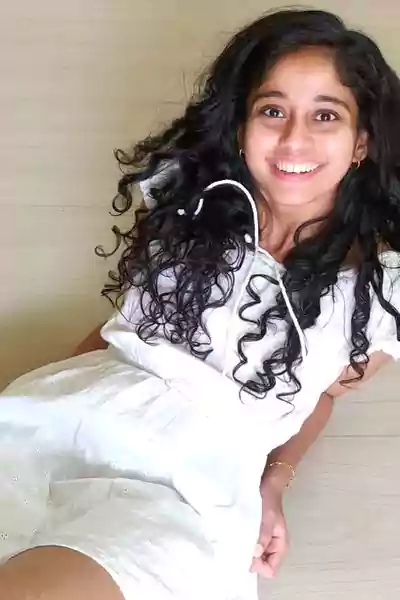 Krisha Kurup cute look