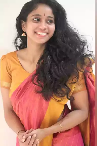 Krisha Kurup in saree