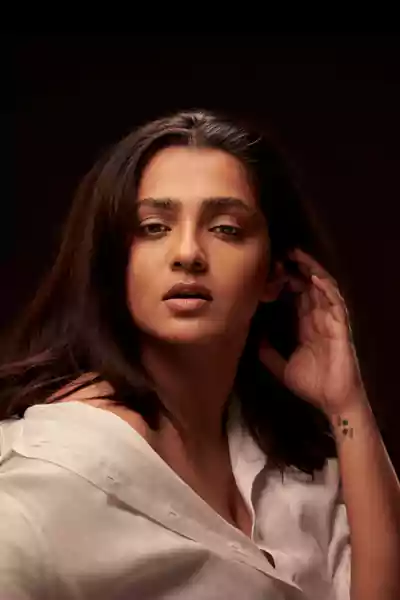 PARVATHY THIRUVOTHU hot look