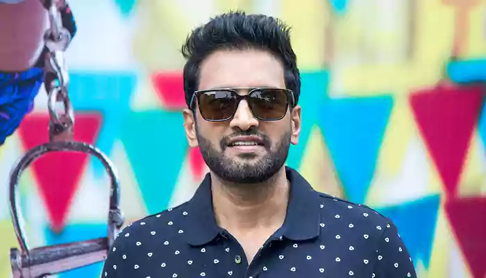 Santhanam Net Worth, Age, Wiki, Photos, Awards & Controversy Today