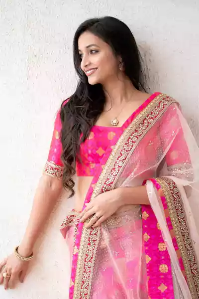 Srinidhi Shetty in beautiful pink dress