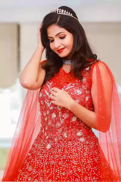 Venba looking beautiful