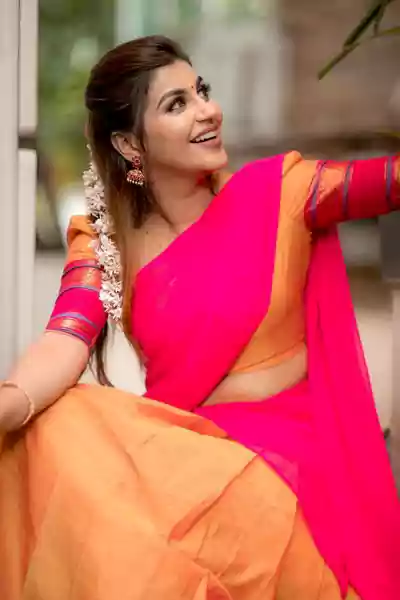 Yashika Aannand in beautiful pink saree