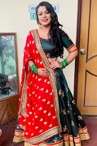 Nidhi Jha photo gallery