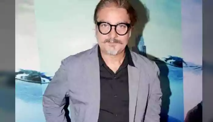 Vinay Pathak Net Worth, Age, Wiki, Photos, Awards & Controversy Today