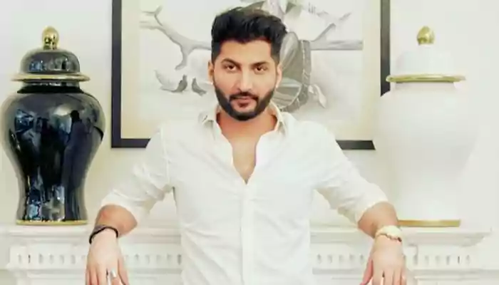 Bilal Saeed (बिलाल सैयद) Net Worth, Age, Wiki, Photos, Awards & Controversy  Today » DecadesLife