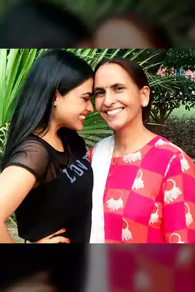 Simi Chahal with her mother