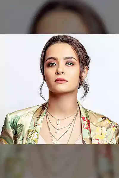 Surveen Chawla photo gallery