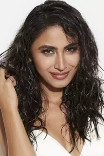 Khatija Iqbal photo gallery