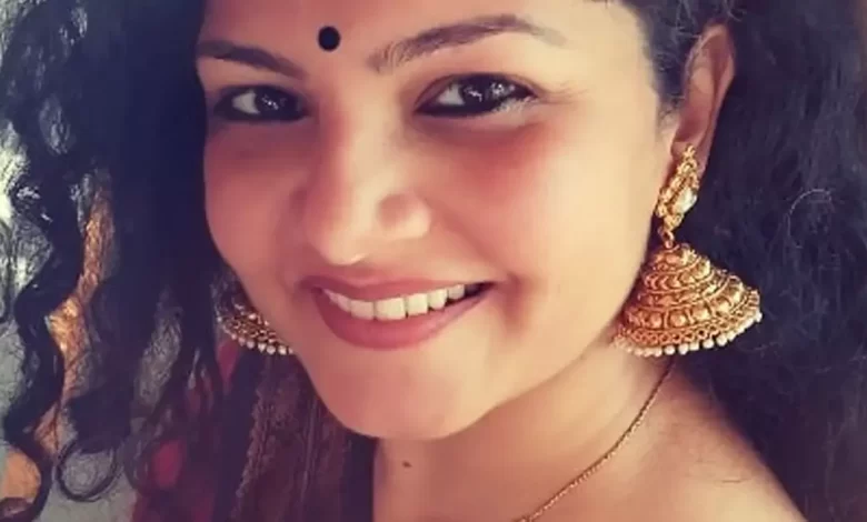 Anuya Y Bhagwat Net Worth, Age, Wiki, Height & Body Measurements Today