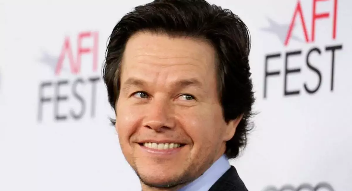Mark Wahlberg Net Worth, Age, Wiki, Photos, Awards & Controversy Today