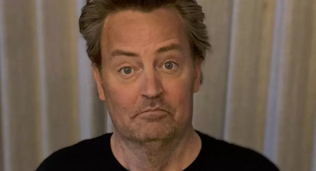 Matthew Perry Net Worth, Age, Wiki, Photos, Awards & Controversy Today