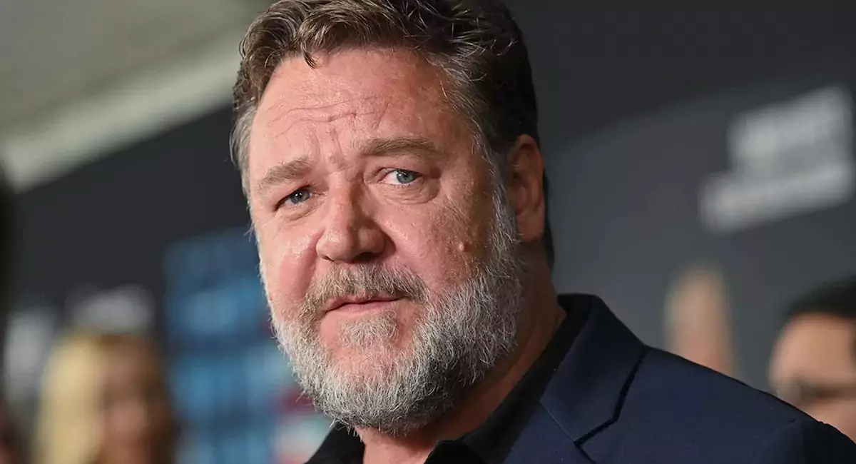 Russell Crowe Net Worth, Age, Wiki, Photos, Awards & Controversy Today