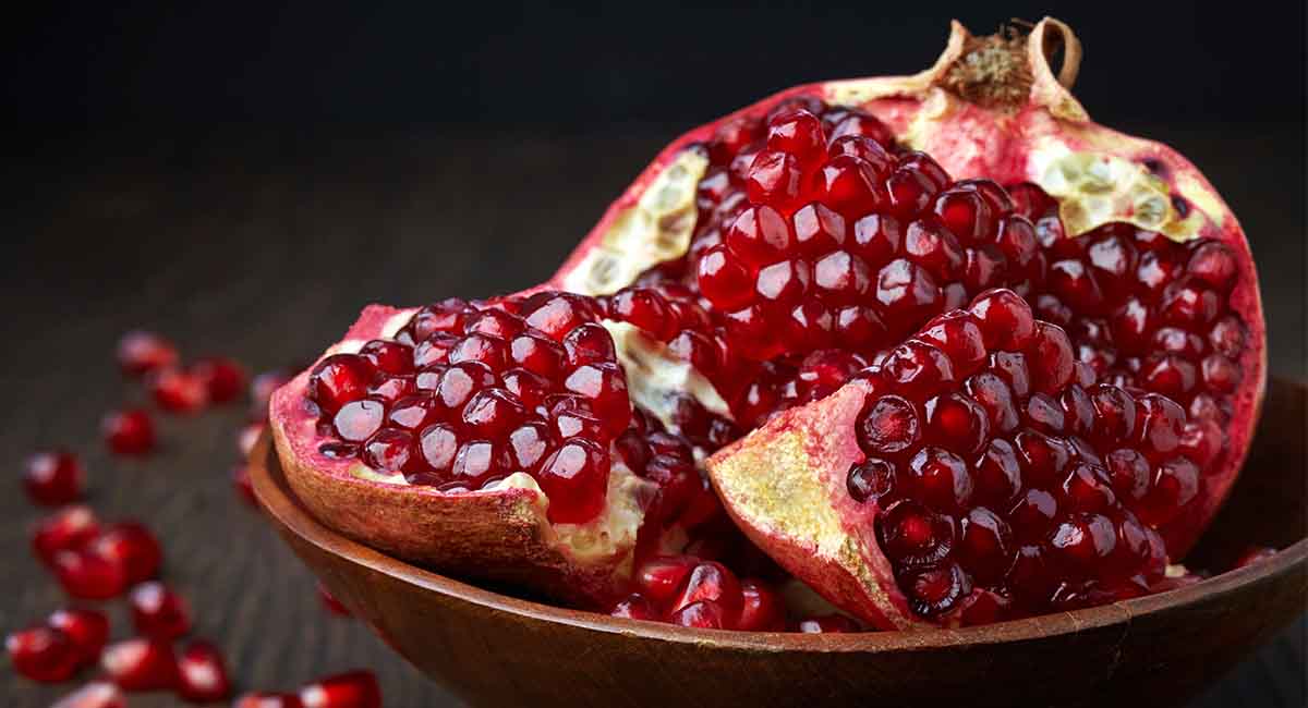 Six Health Benefits of Pomegranates Most of Us Are not Aware Of