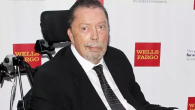 Tim Curry Net Worth, Age, Wiki, Photos, Awards & Controversy Today