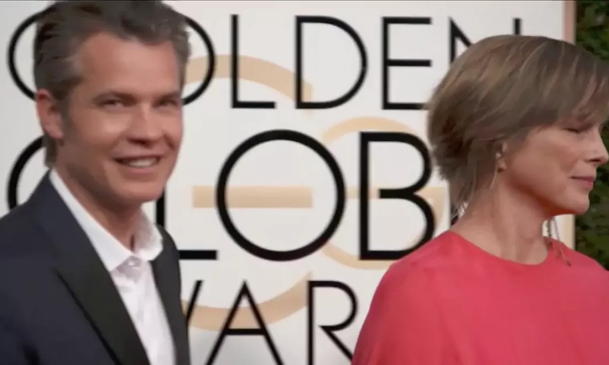 アレクシス ナイフとティモシー オリファントの純資産 年齢 ウィキ 写真 賞 今日の論争 Decadeslife