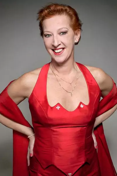 Loes Luca photo gallery