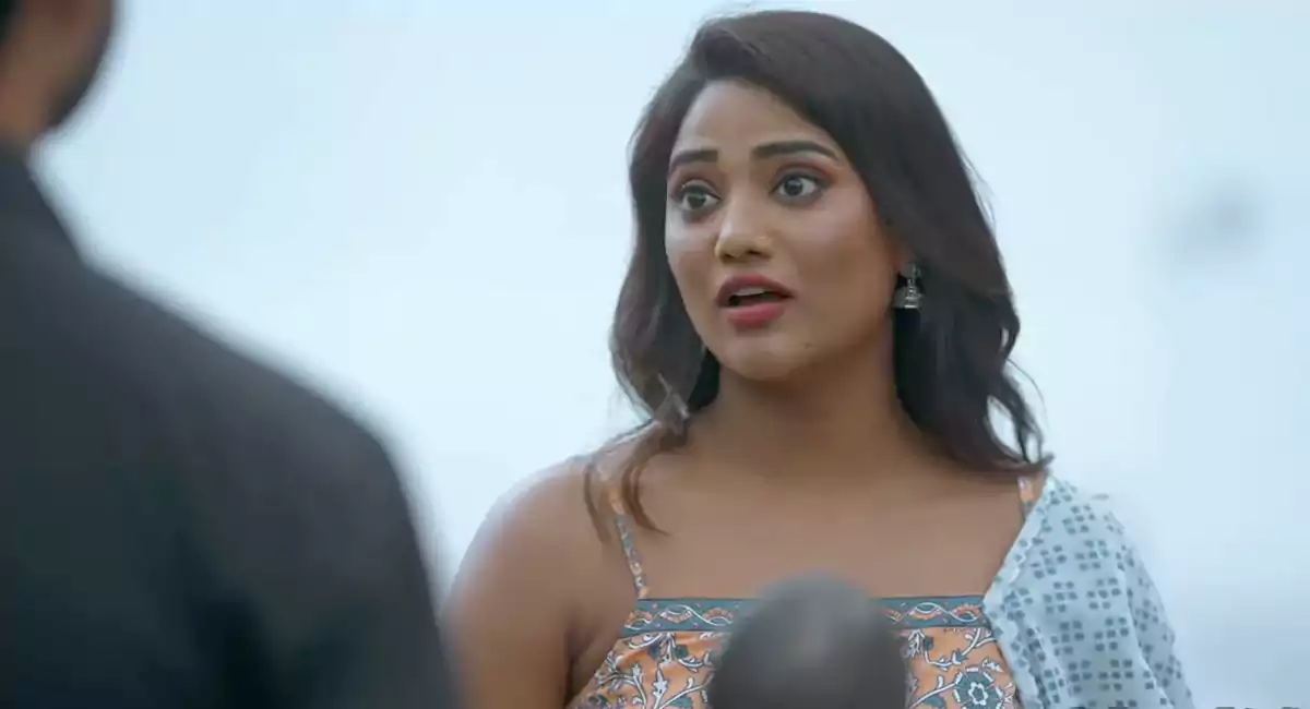 Synopsis Ullu Web Series Samne Wali Khidki Watch Online