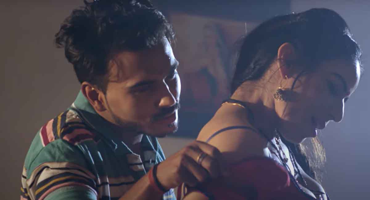Khat Kabbadi Rabbit Web Series Watch online Cast, Crew, wiki, story and Synopsis1